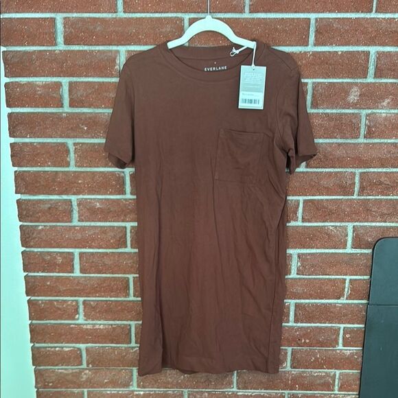 Everlane organic cotton weekend t-shirt dress - Picture 3 of 7